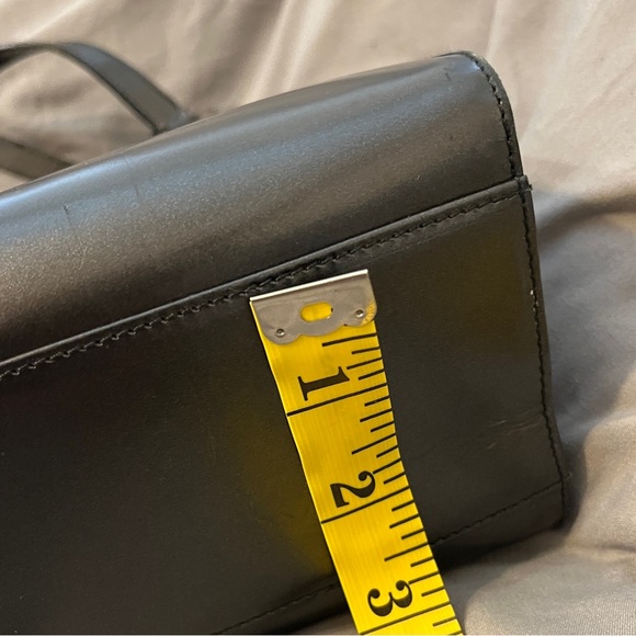 Salvatore Ferragamo Black Structured Shoulder Bag - Picture 3 of 12